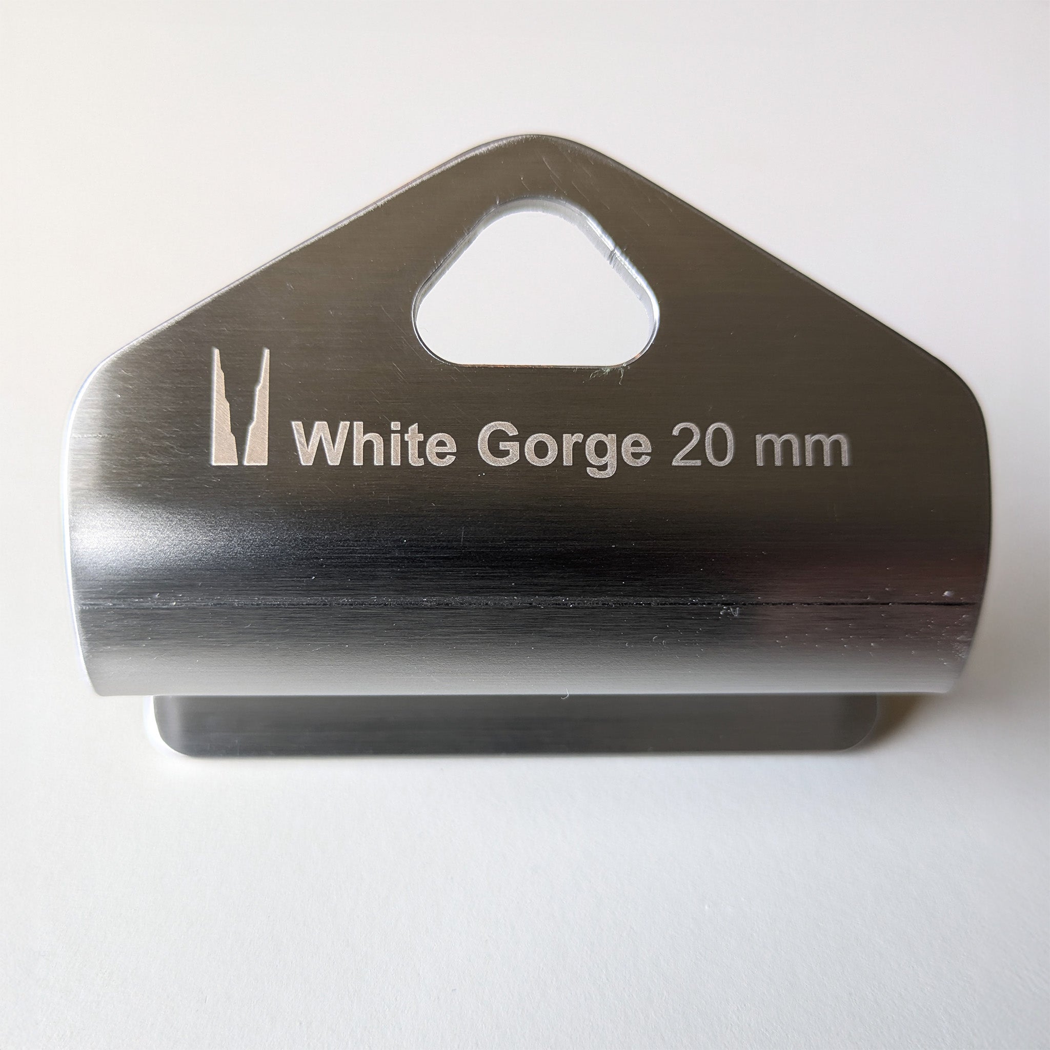 White Gorge 20 mm Portable Hangboard